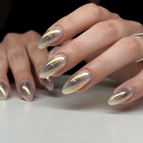 aura nails