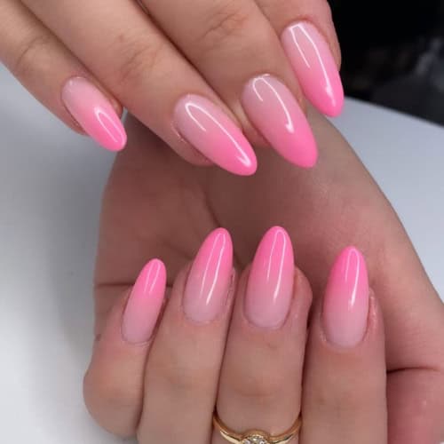 pink nails