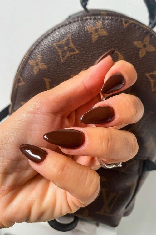 brown nails