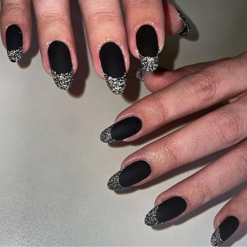 black nails