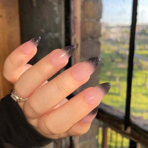 black nails