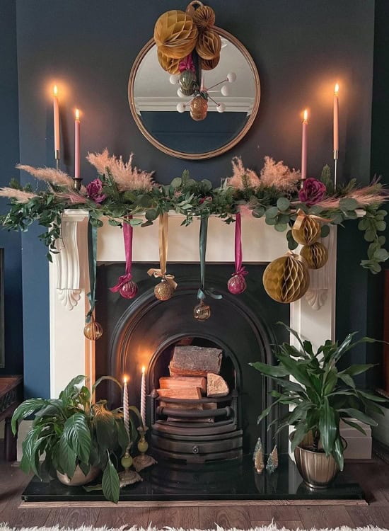 christmas mantel decor