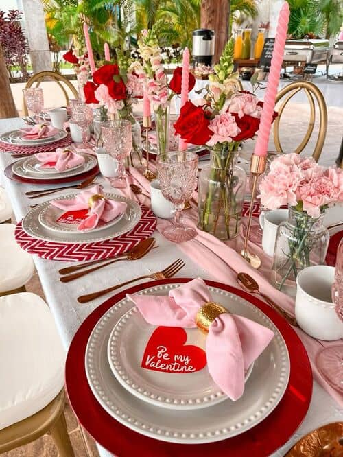 galentines party decor