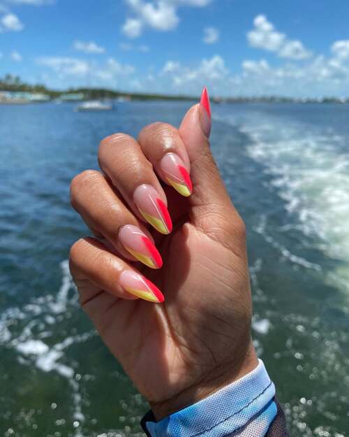 vacation nails