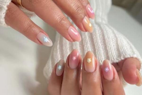 simple spring nail ideas