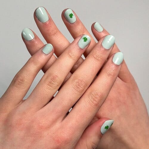 simple st patricks day nails