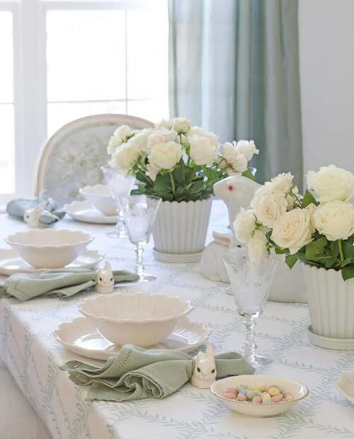 spring tablescapes